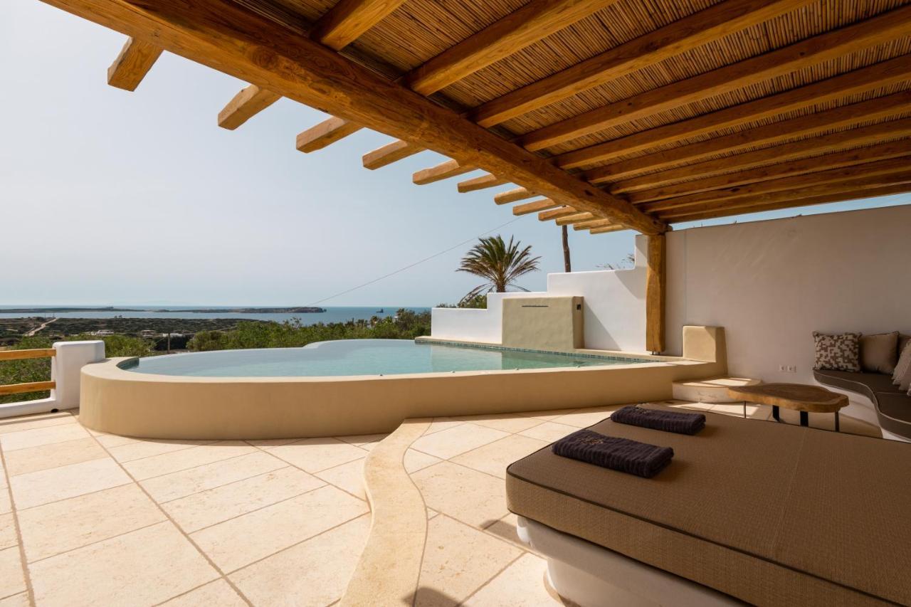 Utopia Suites By Anna Platanou Agia Irini  Bagian luar foto