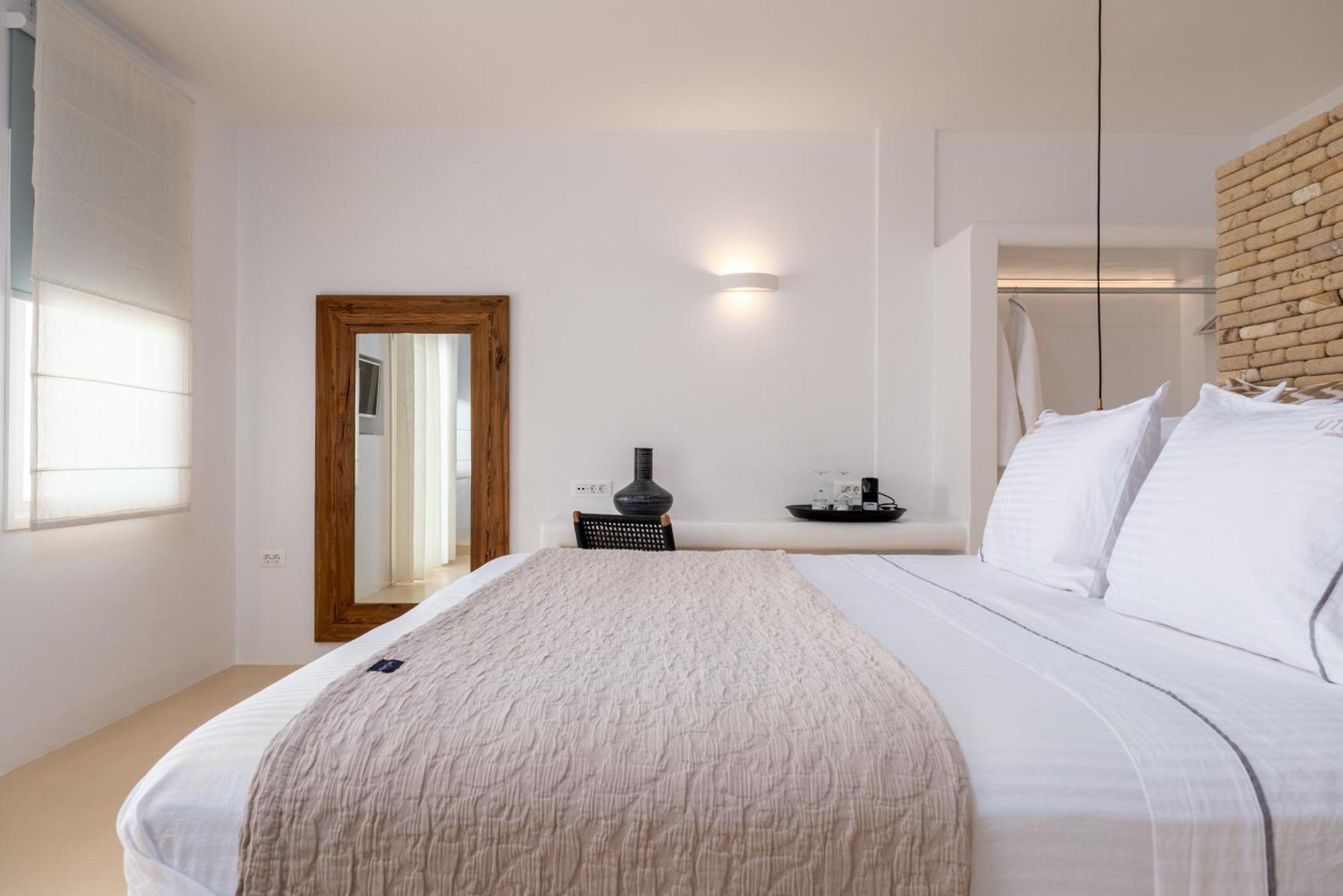 Utopia Suites By Anna Platanou Agia Irini  Bagian luar foto